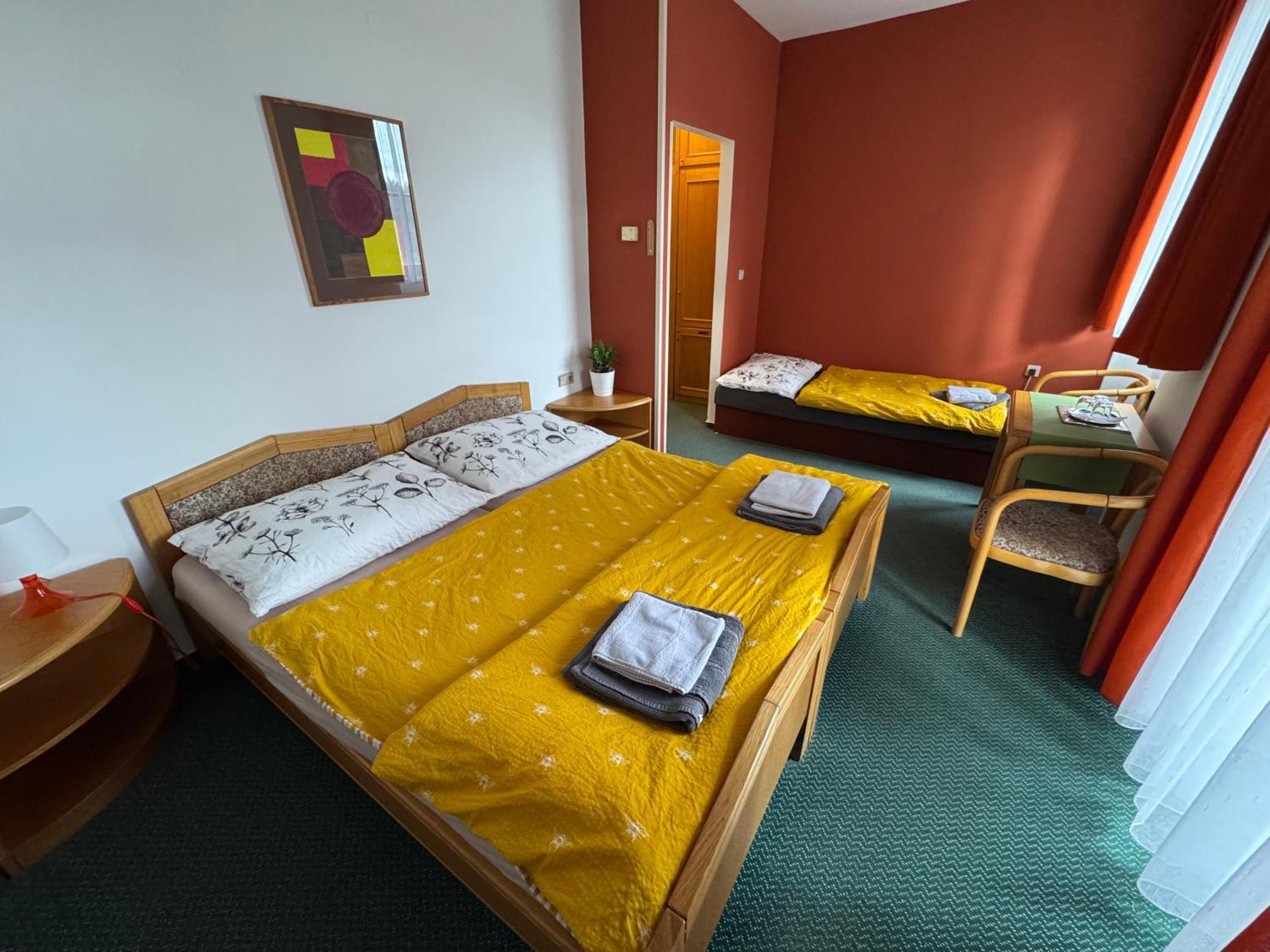 Hotel Lucni Dum à Janské Lázně Chambre photo